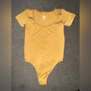 Urban outfitters & American Eagle AE BUNDLE seamless bodysuit + green crop top